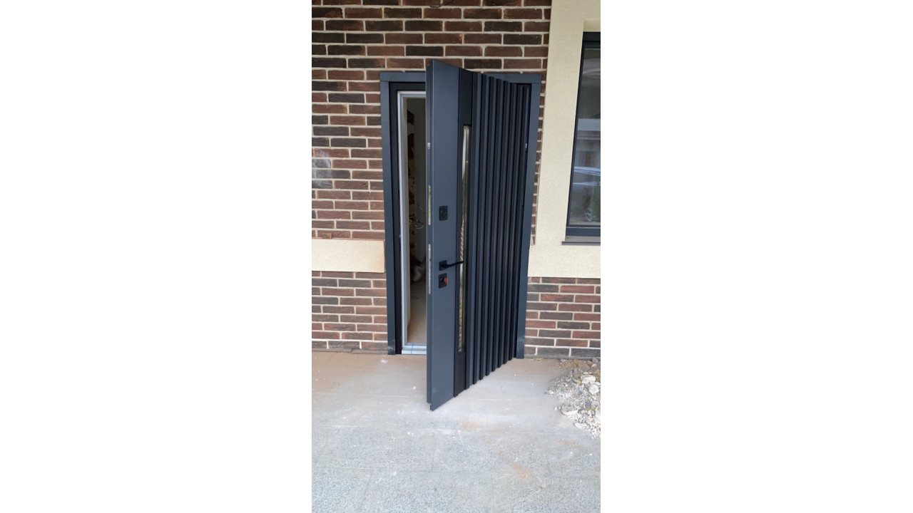 Straj Rio S loft  Антрацит/Білий